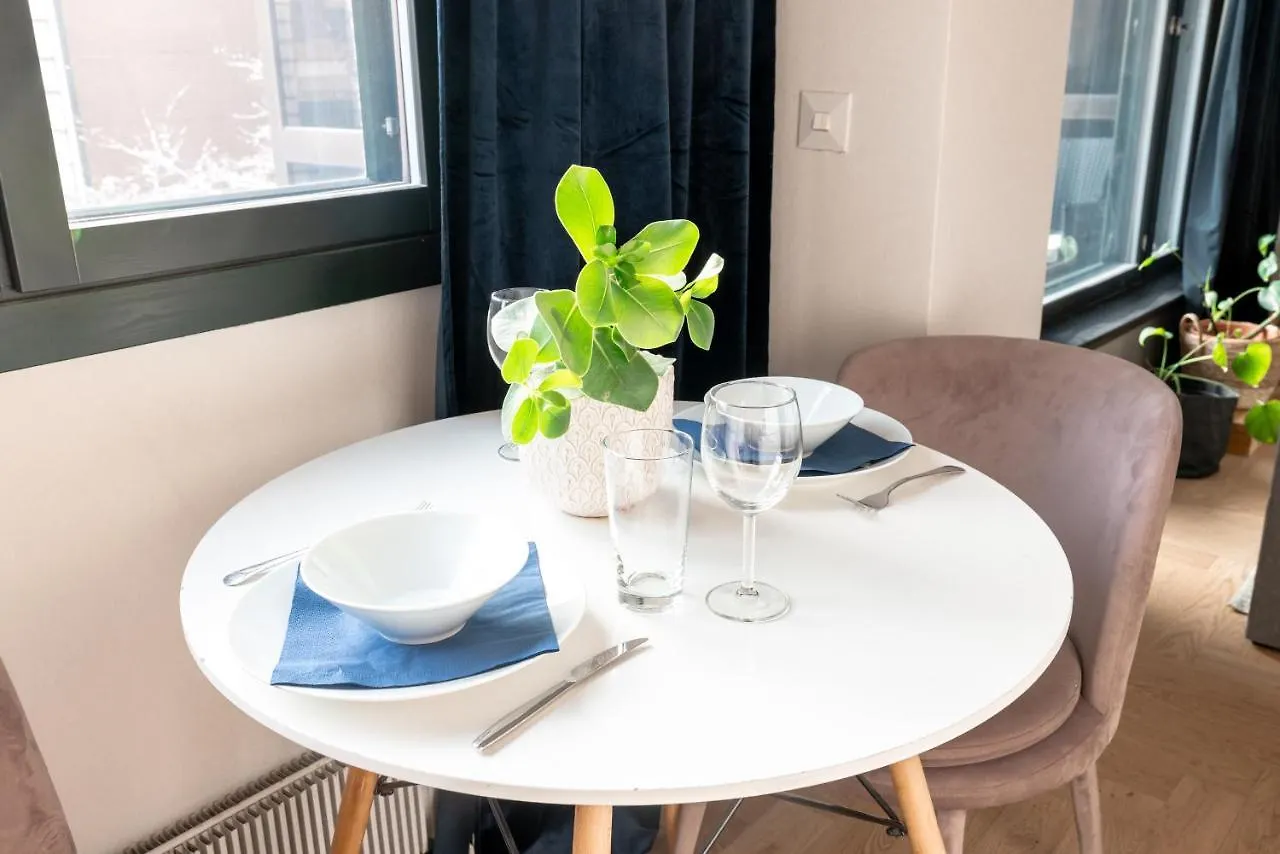 Appartamento 2Ndhomes Cozy High-Quality Studio In Kluuvi With Balcony Helsinki